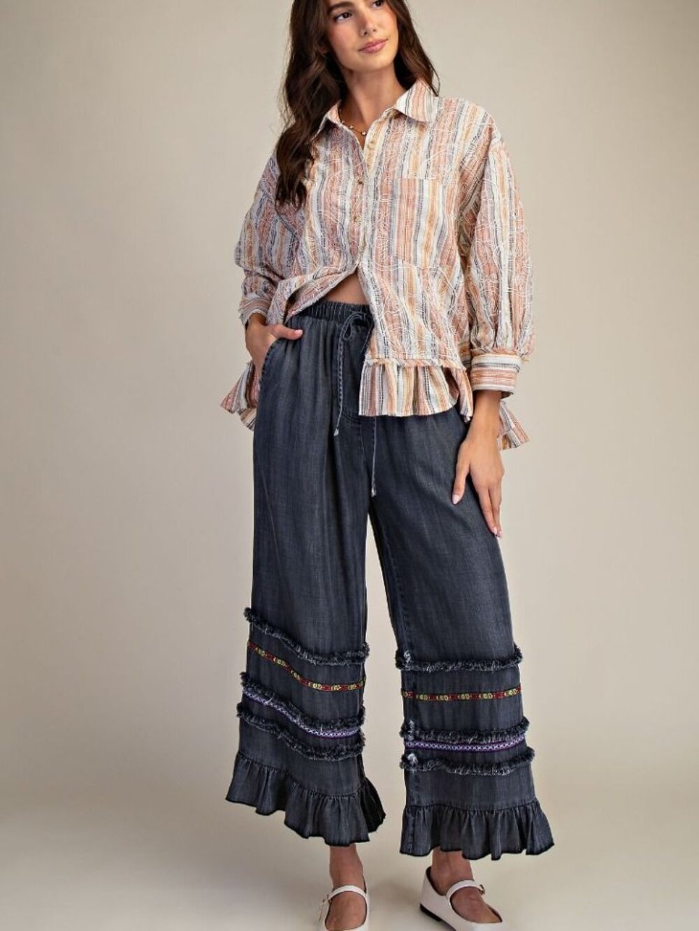 EASEL RUFFLE BOTTOM STONE WASHED CHAMBRAY PANTS 100% TENCEL